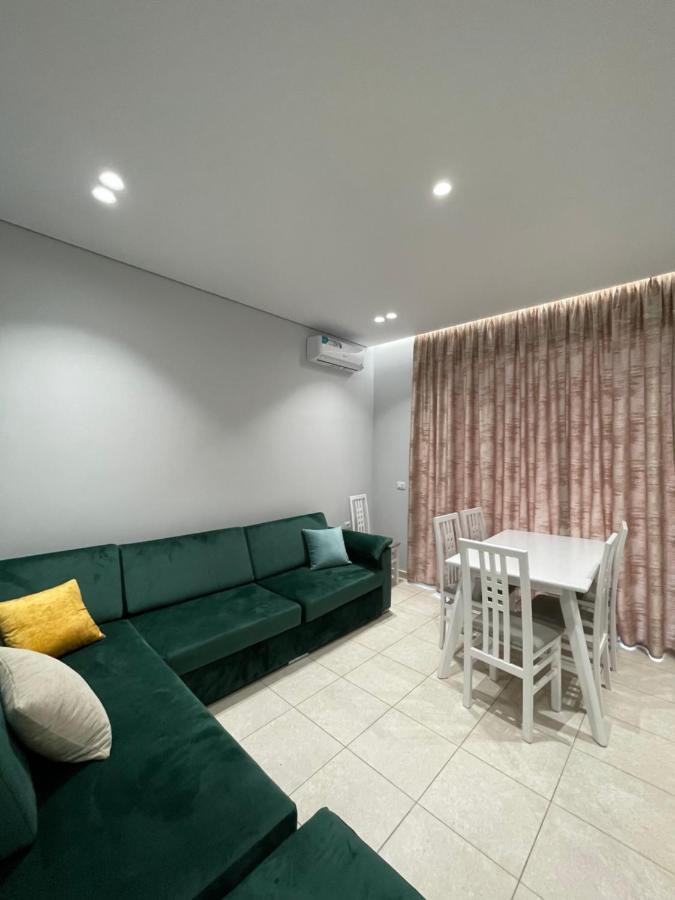 Emerald Inn Apartments 오리쿰 외부 사진